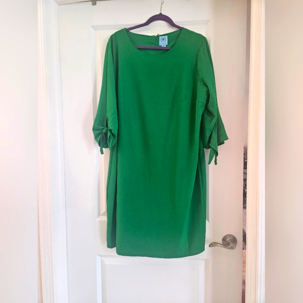 Green Dress with tie sleeves.